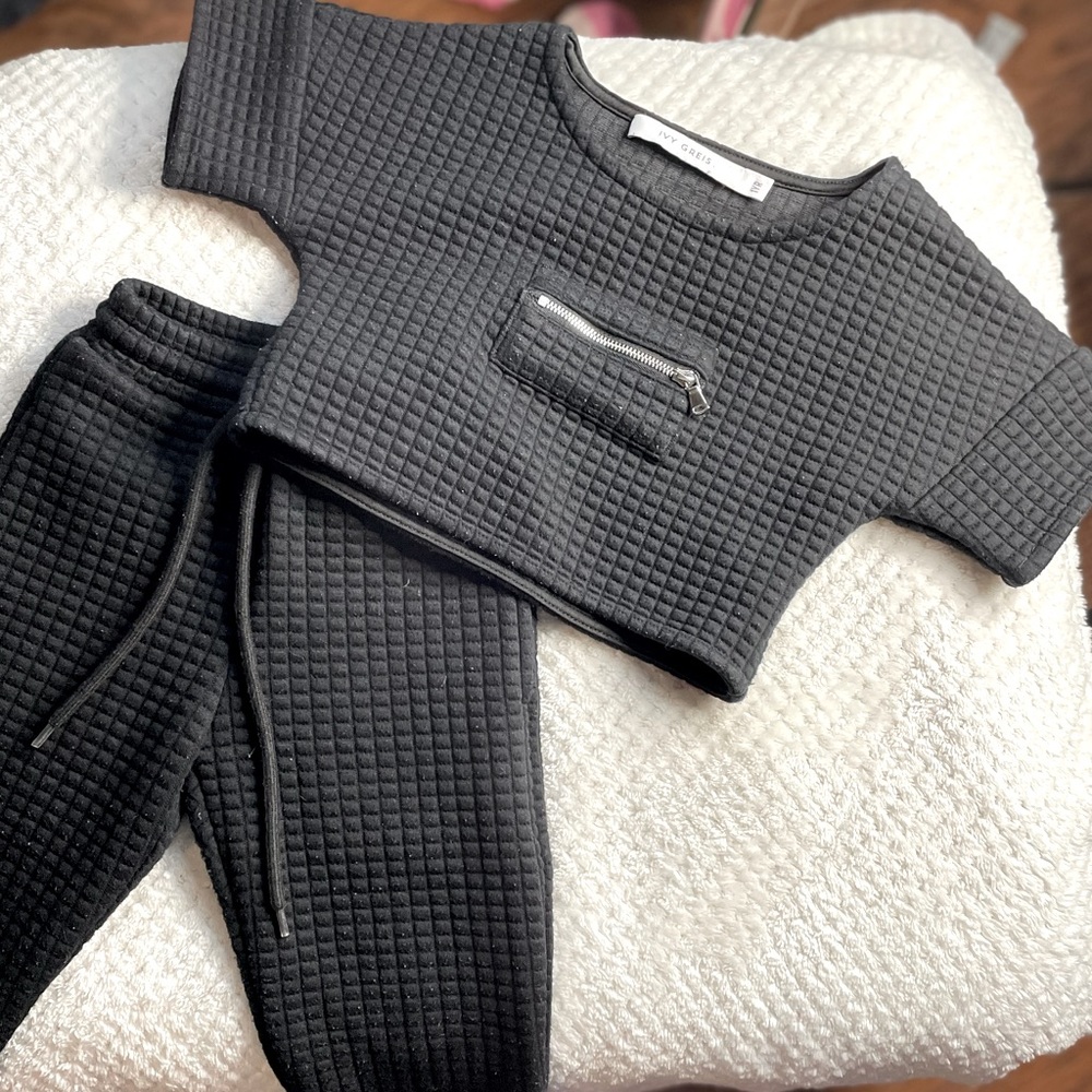 IVY GREIS 1YO matching set